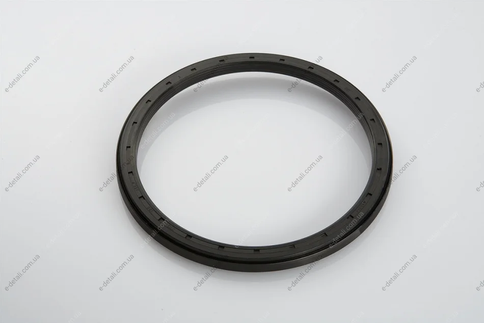 Сальник ступицы EсO/EсO MAXX 135x156.7x8 PE AUTOMOTIVE 046.137-00A (фото 1)