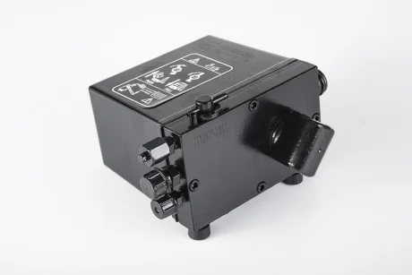 Помпа підйому кабіни PE AUTOMOTIVE 10360300A