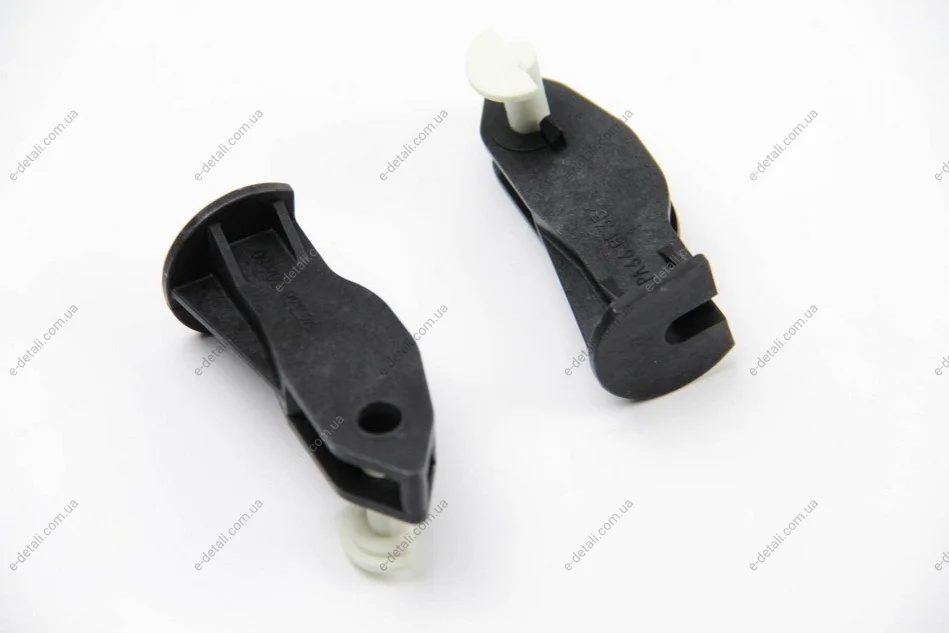 Кронштейн кріплення троса зчеплення Citroen Berlingo 1.6/2.0HDI 03- Peugeot/Citroen 2128.22 (фото 1)