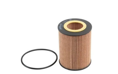 Фильтр масляный Volvo XC60/XC90/V70 3.0/3.2i 06-/Land Rover Freelander 3.2 24V 06- Purflux L449