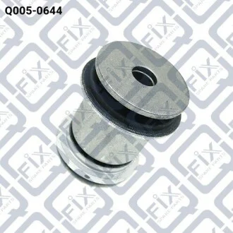 Сайлентблок передній переднього важеля Q-fix Q0050644