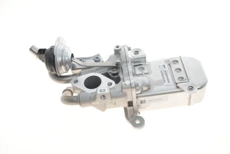 Радиатор рециркуляции ОГ EGR Renault Master III 2.3dCi 10- RENAULT 147353457R