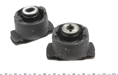 Сайлентблок балки (задньої) Renault Laguna II 1.6-3.0 V6 24V 01-07 (к-т 2 шт.) RENAULT 7701209534