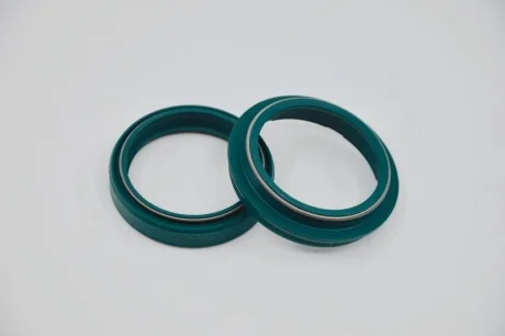 Сальник перед.подвески (набор) SKF KITG43W