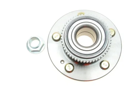 Подшипник ступицы (задней) Hyundai Santa Fe 2.0 CRDi/2.4 16V 01-06 (+ABS) SKF VKBA 6941