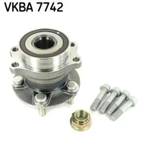 Підшипник колеса,комплект SKF VKBA7742