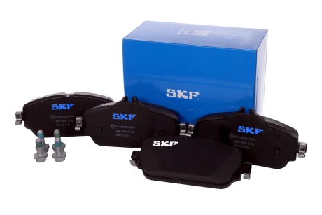 DB Комплект гальмівних колодок C-CLASS C 180 BlueTEC / d 14-18, E-CLASS (W213) E 200 16- SKF VKBP 80196