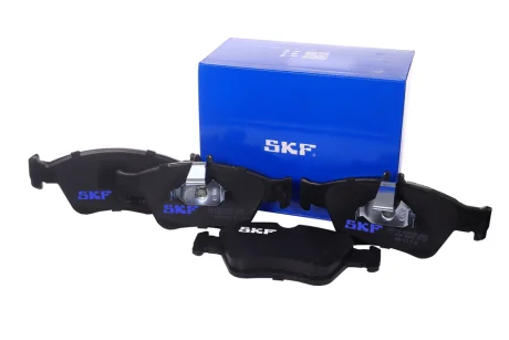 DB колодки гальмівні передні W202/210 SKF VKBP 80243