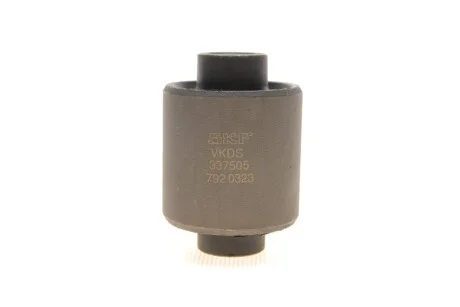 Сайлентблок рычага (переднего/спереди) Land Rover Freelander 98-06 SKF VKDS 337505
