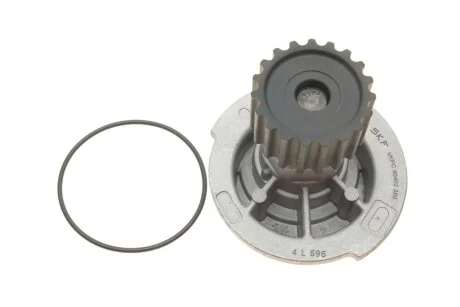 Помпа воды Chevrolet Aveo/Lacetti 1.4/1.6 03-/Daewoo Nubira 1.6 16V 97- SKF VKPC90402