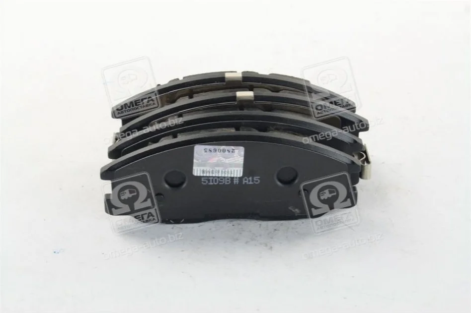 КОЛОДКИ ГАЛЬМІВНІ ПЕРЕДНІ Actyon Sports 2012 (12-), Rexton (06-, 13-) SsangYong SSANGYONG 48130090A2 (фото 1)