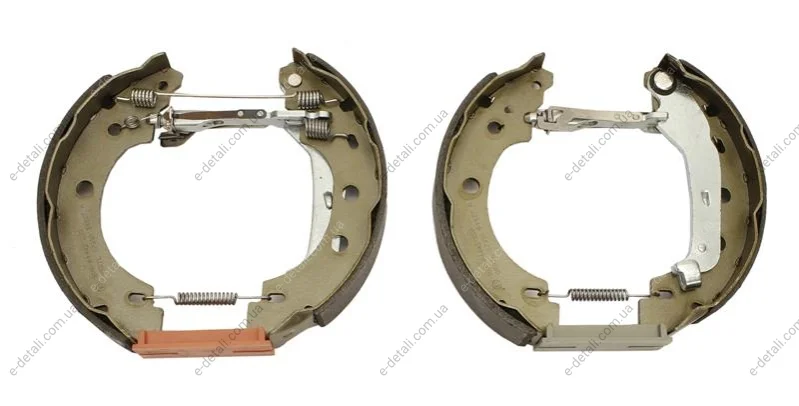 Тормозные колодки барабанные STARLINE BC SK379 (фото 1)