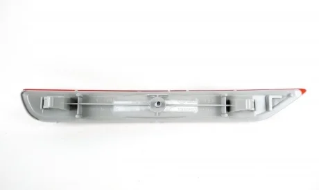 Катафот бампера заднього правий SUBARU 84281SC000