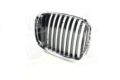 Решетка в капоте пра. BMW 5 E39 (выр-во) TEMPEST 014 0089 914
