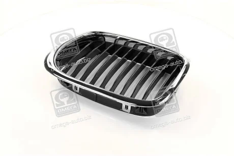 Решетка в капоте лев. BMW 5 E39 (выр-во) TEMPEST 014 0089 991