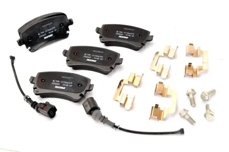 Колодки тормозные (задние) VW T5 (Lucas) Q+ (с датчиком) TEXTAR 2332602