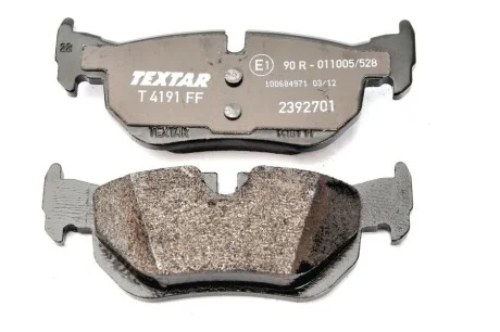 Колодки тормозные (задние) BMW 1(E81/82/87)/3 (E90-E93)/X1 (E84) 03-13 (Teves) Q+ TEXTAR 2392701