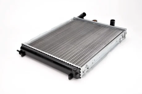 Радиатор THERMOTEC D7R027TT
