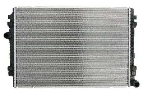 Радіатор THERMOTEC D7W077TT