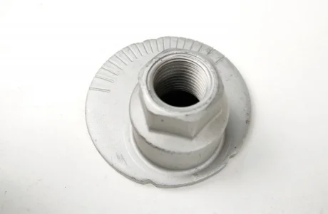 Гайка ексцентрик (розвальна) Toyota Land Cruiser Prado 99-09 Hilux Lexus GX (вир-во Toyota) TOYOTA 4845235020