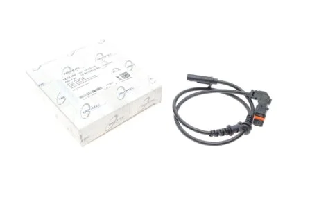 Датчик ABS (передній) MB C-class (W204) 07-14 TRUCKTEC 02.42.390