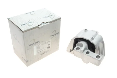 Подушка двигателя (R) VW Golf IV/Audi A6 1.6-2.0/1.9TDI 94-09 TRUCKTEC 07.20.024