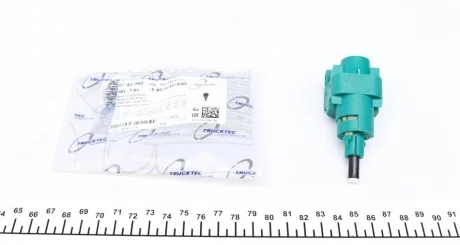 Датчик педалі гальма VW T4/T5 1.9-2.5D 90-15 (4 конт.) TRUCKTEC 07.42.060
