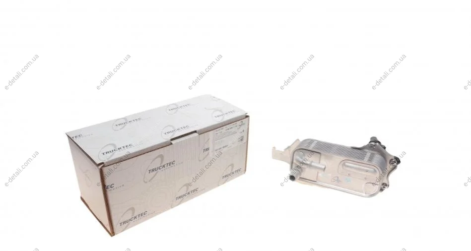 Радиатор масляный АКПП BMW X3 (F25)/X4 (F26) 1.6/2.0/3.0D 10-18 (теплообменник) TRUCKTEC 08.25.056 (фото 1)