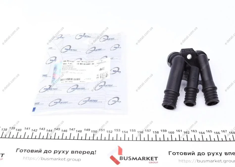 Фланец системы охлаждения BMW 3 (E36) 1.6-3.2 90-00 (тройник) TRUCKTEC 08.59.037 (фото 1)