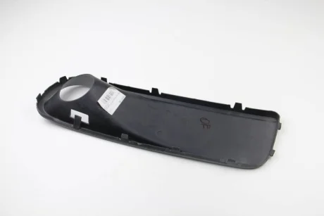Решітка в бампер VW T5 (+п/тум.) Пр. Turk 7H5 807 490