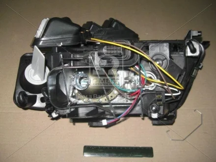 Фара пра. AUDI A6 01-05 (вир-во) TYC 20-A405-05-2B