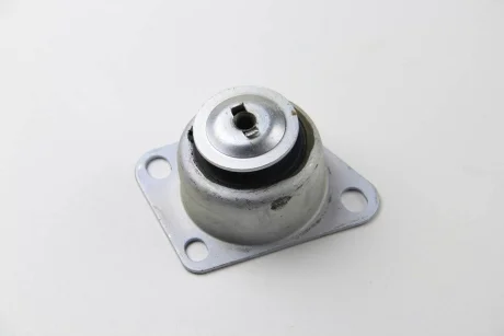 Подушка КПП Doblo 1.3JTD 01>/Albea/Strada UC-EL UC31393
