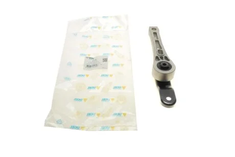 Подушка двигателя (задняя) VW Passat 05-14 UCEL 61134