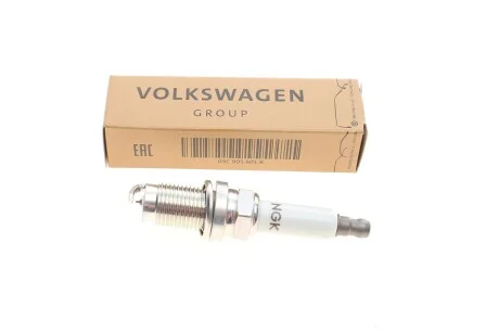 Свеча зажигания VW Caddy III 1.2 TSI 10-15 VAG 03C905601B