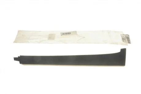 Планка - облицовка стойки VW Caddy III 04- (L) VAG 2K0868223B71N