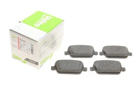 Колодки тормозные (задние) Ford Focus/Galaxy/Mondeo/S-Max/Kuga 05-15/Volvo S80/V70/XC70 06-16 Valeo 301935