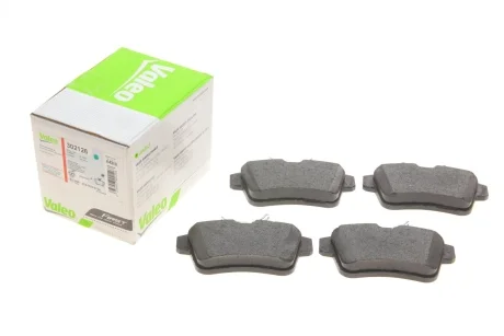 Колодки тормозные (задние) Citroen C4 09-/DS4/DS5 11-15/Peugeot 308/508/3008/5008 09-18 Valeo 302126