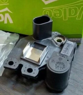 Реле генератора (14V) MB MB Sprinter 06-/Vito (W639) Valeo 599317