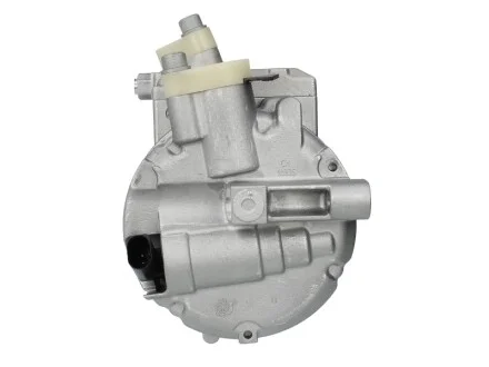 Компрессор кондиционера VW Caddy III/IV 1.6-2.0 TDI 03-/Crafter 2.5TDI 06-13/T6 2.0 TDI 15- Valeo 699357