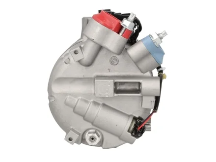 Компрессор кондиционера Ford Mondeo IV/S-Max/Volvo S80/V70/XC620/XC70 2.4D/2.5 05-17 Valeo 813140