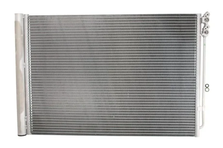 Радіатор кондиціонера BMW 5 (F10/F11)/6 (F12/F13) 08-18 B47/N20/N47/N53/N54/N55/N57/N63 Valeo 814410