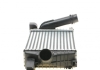 Радиатор (интеркуллер) охлаждения воздуха в системе наддува Valeo 818343 (фото 3)