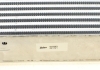 Радиатор (интеркуллер) охлаждения воздуха в системе наддува Valeo 818343 (фото 6)