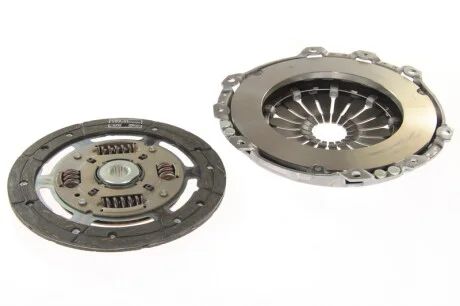 Комплект сцепления Ford Fiesta/Mazda 2 1.6 01-08 (d=210mm) Valeo 826494