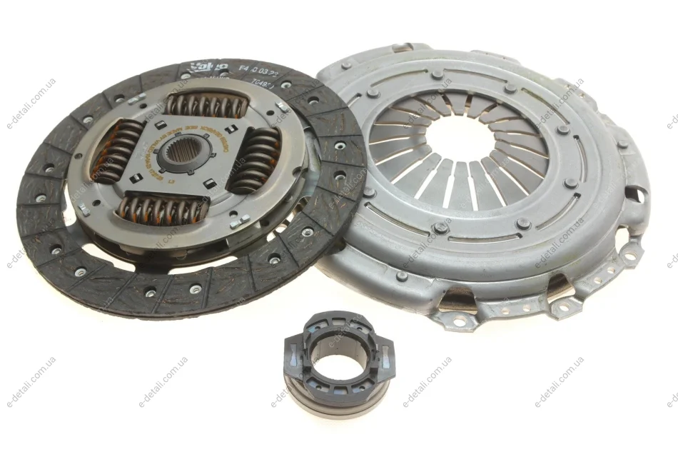 Комплект зчеплення VW Caddy III 2.0TDI 10-15/T5/T6 1.9TDI/2.0TDI 03- (+ вижимой) d=228mm Valeo 832149 (фото 1)