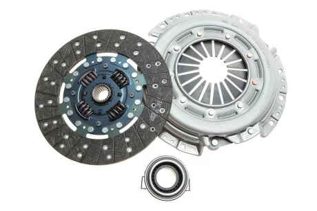 Комплект сцепления Toyota Hilux 2.5 D-4D 01-05/Land Cruiser 3.0 TD 95-02 (d=260mm) (+выжимной) Valeo 832258