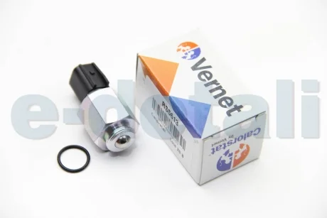 Выключатель фонаря заднего хода Vernet RS5613