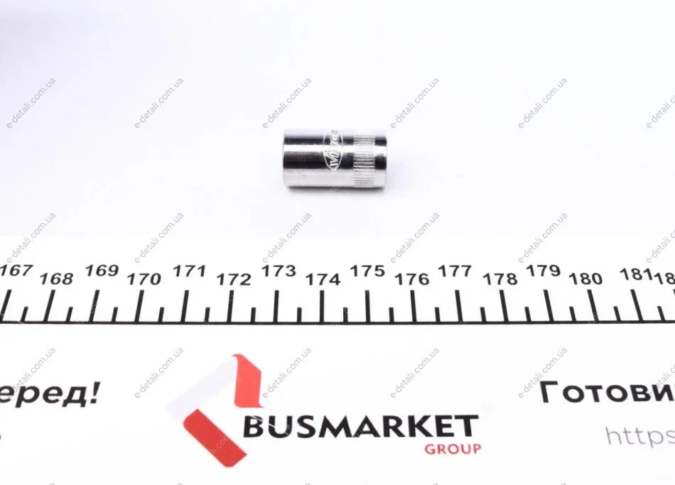 Головка торцевая 1/4" 10 мм (хромированная) VIGOR V2422N (фото 1)