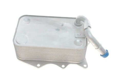 Радіатор масляний Audi Q7/VW Touareg 4.2 TDI 09-18 (теплообмінник) Vika 11171698801
