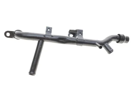 Патрубок системы охлаждения Audi A4/A6/VW Passat 2.0 00-05 Vika 11211403301